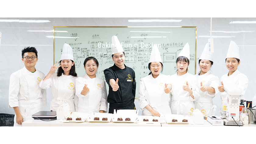 蛋糕培訓短期要學習多久?廣州哪里有蛋糕短期培訓班?